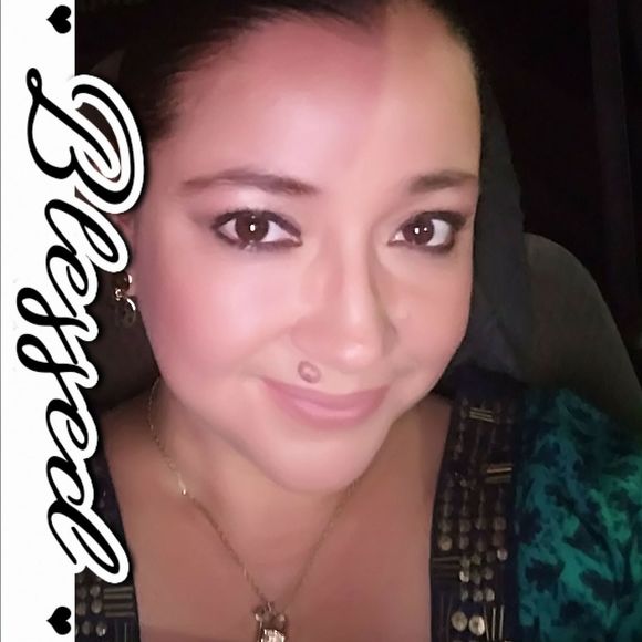 Meet your Posher, Joanna - Picture 1 of 1